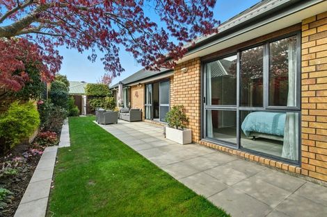 Photo of property in 1/5 Jadewynn Place, Halswell, Christchurch, 8025