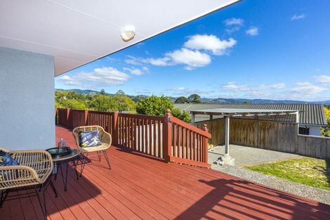 Photo of property in 3 Sunnyview Drive, Brown Owl, Upper Hutt, 5018