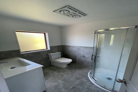 Photo of property in 45 Tenbless Court, Unsworth Heights, Auckland, 0632