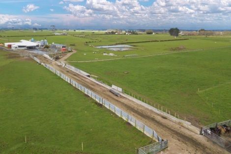 Photo of property in 2174 Eltham Road, Awatuna, Hawera, 4679