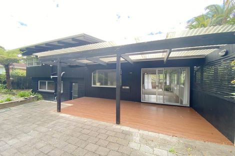 Photo of property in 74 Peach Road, Glenfield, Auckland, 0629