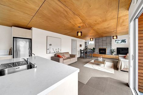 Photo of property in 14a Arawa Street, Welbourn, New Plymouth, 4312