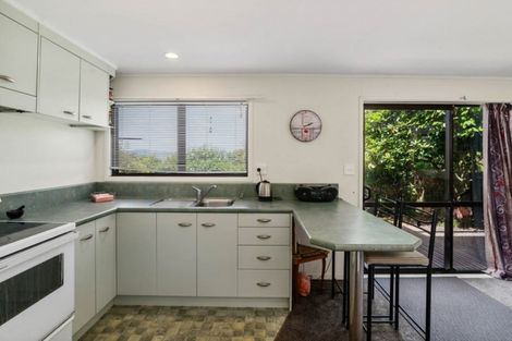 Photo of property in 21 Grand Vue Road, Kawaha Point, Rotorua, 3010
