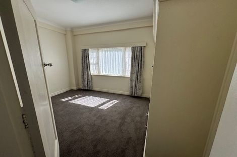 Photo of property in Elms Court Flats, 8/367 The Terrace, Te Aro, Wellington, 6011
