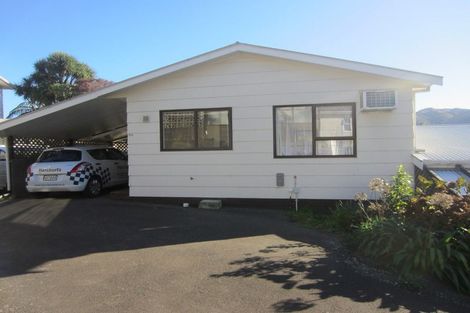 Photo of property in 58 Collins Avenue, Tawa, Wellington, 5028