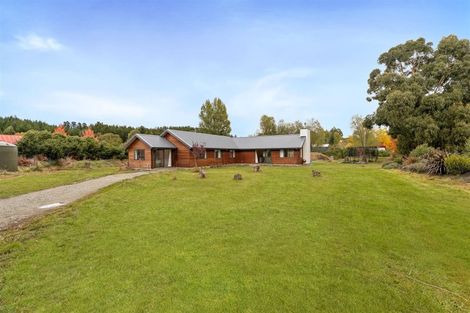 Photo of property in 13 Loach Road, Hawea Flat, Wanaka, 9382