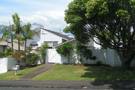 Photo of property in 2/17 Cameron Street, Takapuna, Auckland, 0622