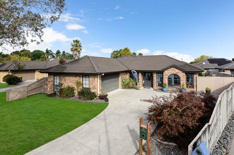 Photo of property in 10 Wakefield Place, Rototuna North, Hamilton, 3210