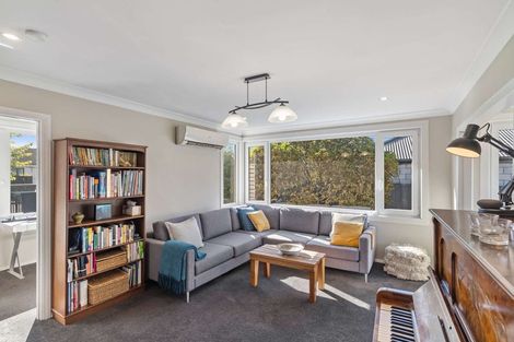 Photo of property in 16 Bateman Avenue, Bryndwr, Christchurch, 8053