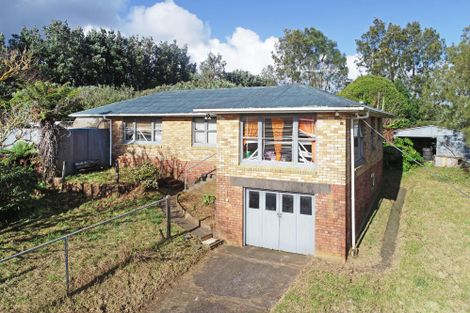 Photo of property in 11 Burrow Road, Pukekohe, 2120