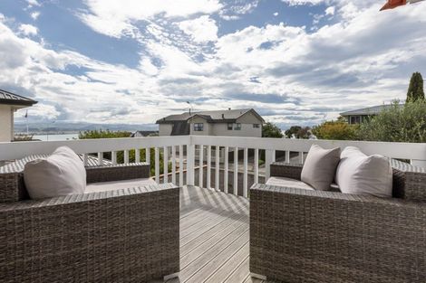 Photo of property in 121 Thompson Road, Bluff Hill, Napier, 4110