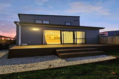 Photo of property in 37a Kahui Parade, Karaka, Papakura, 2113