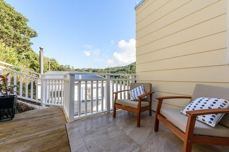 Photo of property in 59a Hungerford Road, Houghton Bay, Wellington, 6023