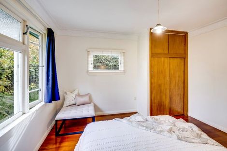 Photo of property in 97 Te Mata Road, Havelock North, 4130