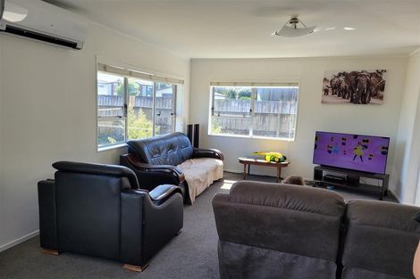Photo of property in 1/3 Berwyn Avenue, Takanini, 2112