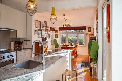 Photo of property in 3 Mckenzie Terrace, Carterton, 5713