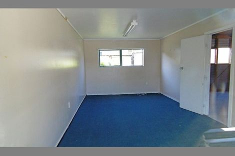 Photo of property in 8 Tyndrum Place, Highland Park, Auckland, 2010