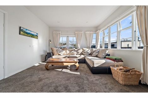 Photo of property in 1/58 Wilsons Road, Saint Martins, Christchurch, 8022