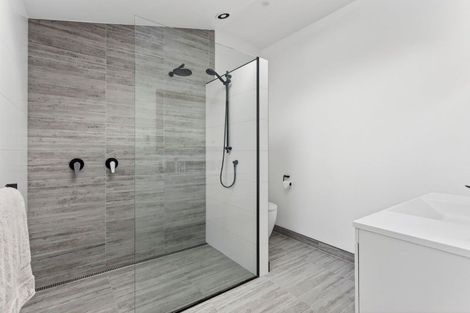 Photo of property in 8a Bronte Place, Leamington, Cambridge, 3432