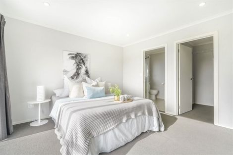 Photo of property in 17 Teatree Close, Huntington, Hamilton, 3210