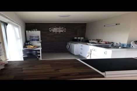 Photo of property in 16 Ropiha Street, Fitzroy, New Plymouth, 4312