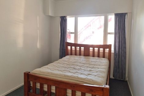 Photo of property in 25 Blacklock Avenue, Henderson, Auckland, 0612