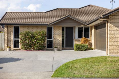 Photo of property in 26 Whitney Place, Rototuna North, Hamilton, 3210