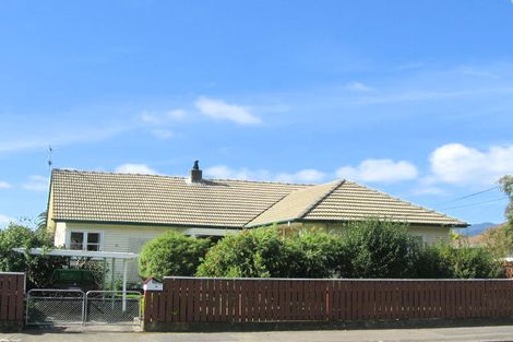 Photo of property in 32 Whakatiki Street, Trentham, Upper Hutt, 5018