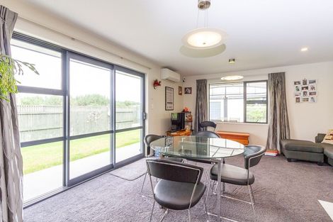 Photo of property in 21 Sandown Avenue, Himatangi Beach, Foxton, 4891