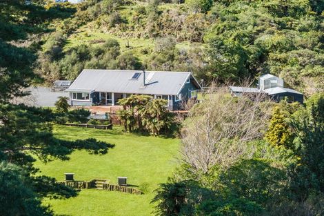 Photo of property in 1470 Akatarawa Road, Akatarawa Valley, Upper Hutt, 5372
