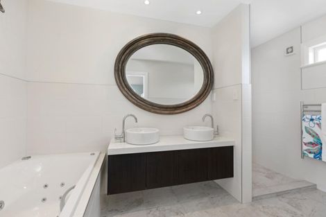 Photo of property in 17 Sixth Avenue, Tauranga, 3110