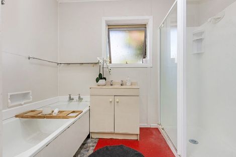 Photo of property in 35 Lorenzen Bay Road, Raglan, 3225