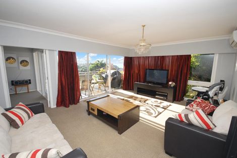 Photo of property in 1/134 Aberdeen Road, Campbells Bay, Auckland, 0620