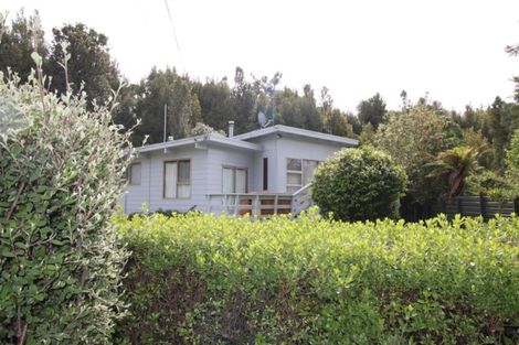 Photo of property in 6 Oxford Road, Lake Rotoma, Rotorua, 3074