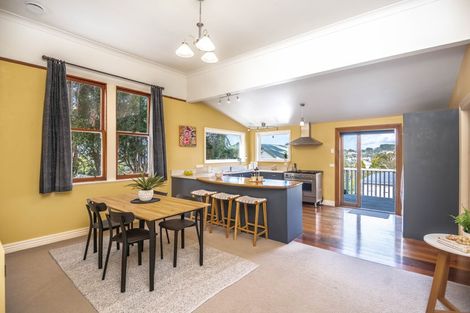 Photo of property in 43 Ironside Road, Johnsonville, Wellington, 6037