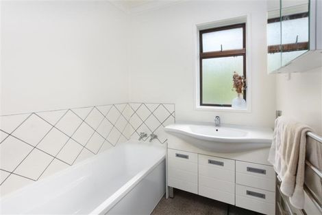 Photo of property in 236 Highcliff Road, Shiel Hill, Dunedin, 9013