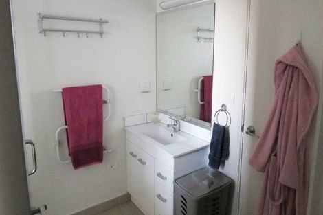 Photo of property in 96a Onerahi Road, Onerahi, Whangarei, 0110