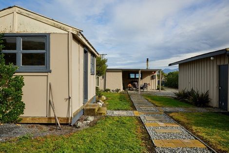 Photo of property in 19 South Bay Parade, South Bay, Kaikoura, 7300