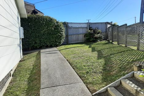 Photo of property in 15 Orchard Road, Browns Bay, Auckland, 0630