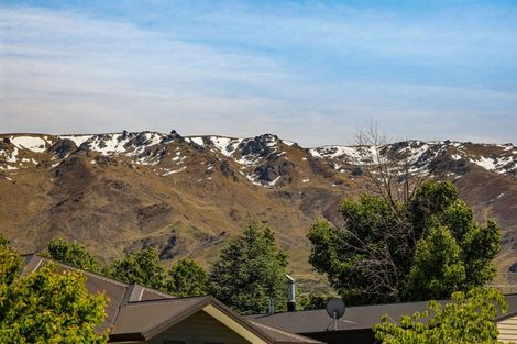 Photo of property in 11 Perriam Place, Mount Pisa, Cromwell, 9383