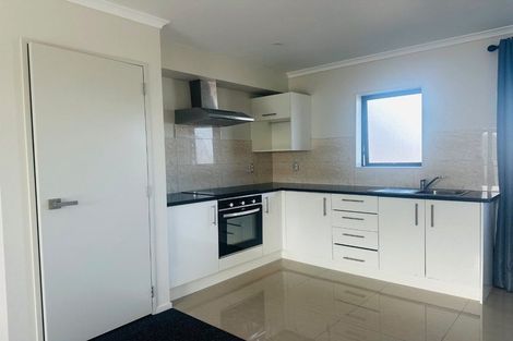 Photo of property in 2/8 Kerrs Road, Wiri, Auckland, 2104