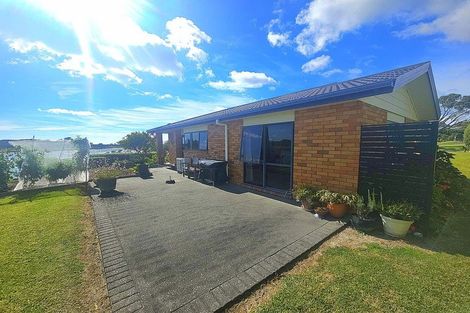 Photo of property in 24 Riverview Place, Waipu, 0582