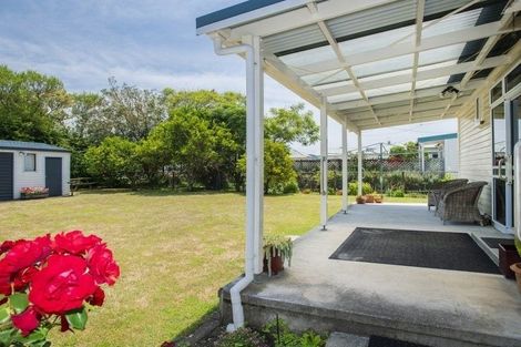 Photo of property in 17 Cobden Street, Gisborne, 4010