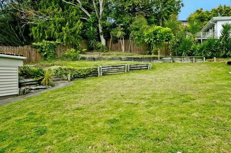 Photo of property in 22 Sequoia Place, Sunnynook, Auckland, 0620