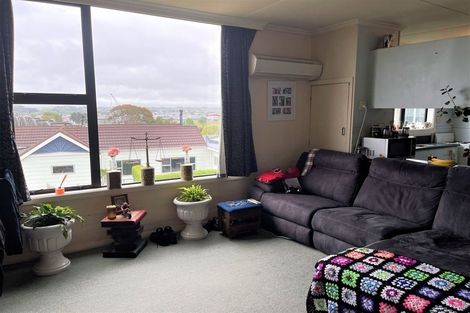 Photo of property in 5 Cromer Street, Balclutha, 9230