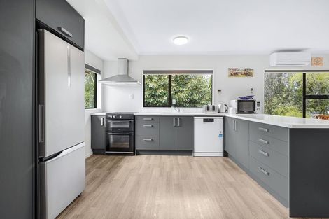 Photo of property in 42 Garland Drive, St Andrews, Hamilton, 3200