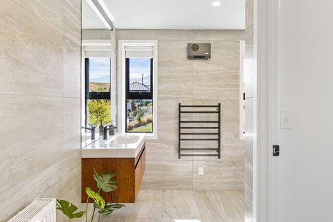 Photo of property in 16 Mistake Drive, Lake Tekapo, 7999