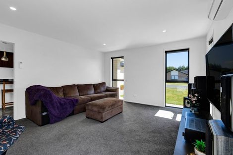 Photo of property in 44 Aratapu Street, Waitara, 4320