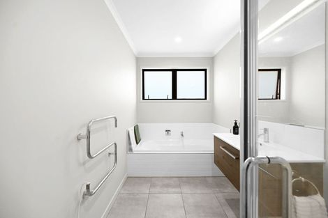 Photo of property in 5 Libeau Road, Chartwell, Hamilton, 3210