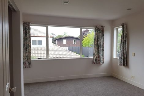 Photo of property in 2/5 Kenmure Avenue, Forrest Hill, Auckland, 0620
